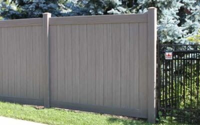 Combination Fence FAQs: Wood, Vinyl & Metal Options Burlington
