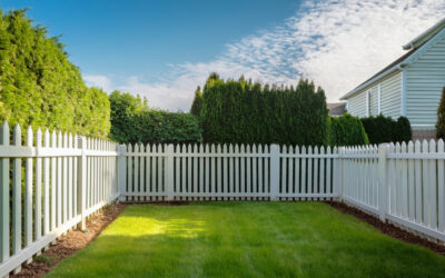 Fence Cost Comparison Guide: Chain Link vs Wood vs Vinyl Prices